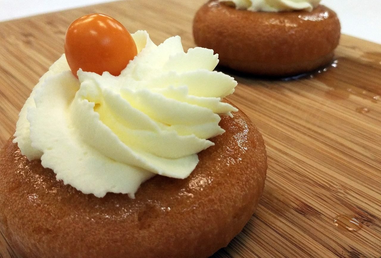 Baba au rhum imbibé